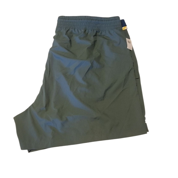 Women's Green Casual Shorts - Picture 4 of 5